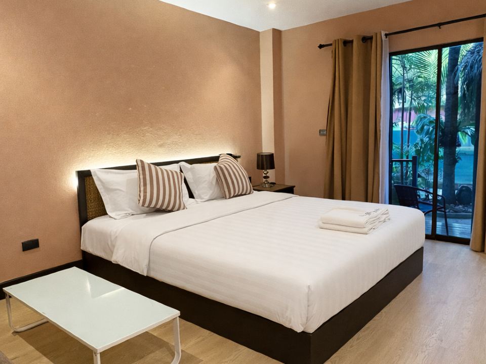 AKIRA Resort Premium Queen Room